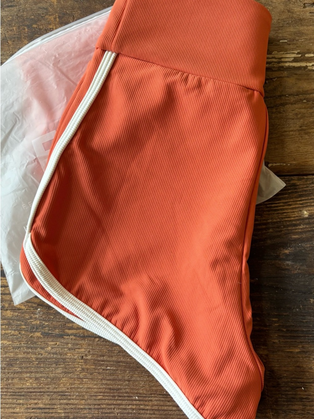 Geode High-Waist Orange Athletic Shorts with Contrast Trim - Picture 4 of 6